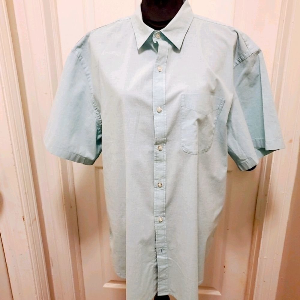 OLD NAVY Men's Short Sleeve Button Down Shirt NWT